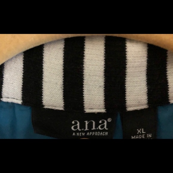 Size XL Pinned Striped Jacket - Picture 2 of 2